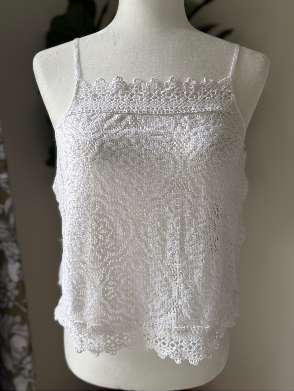 NWT aerie White Lace Camisole